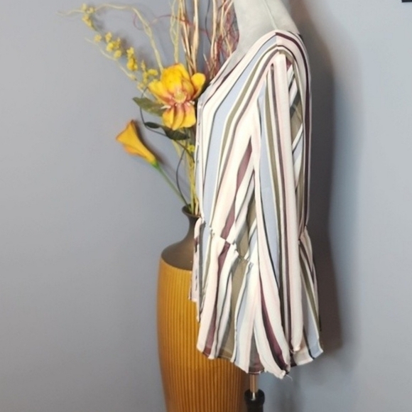 Lane Bryant Cinched Waist Blouse Size 18 NWT - Picture 6 of 10